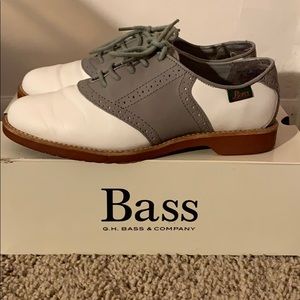 Pre-Owned Women’s Bass oxfords White/Grey size 7
